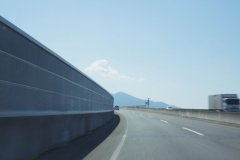 公路声樊篱哪家比力好？